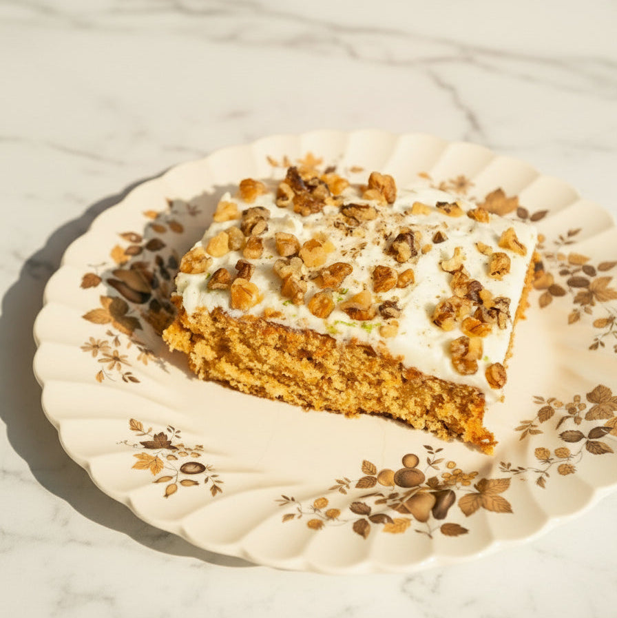 Gâteau aux carottes avec poires et zeste de lime