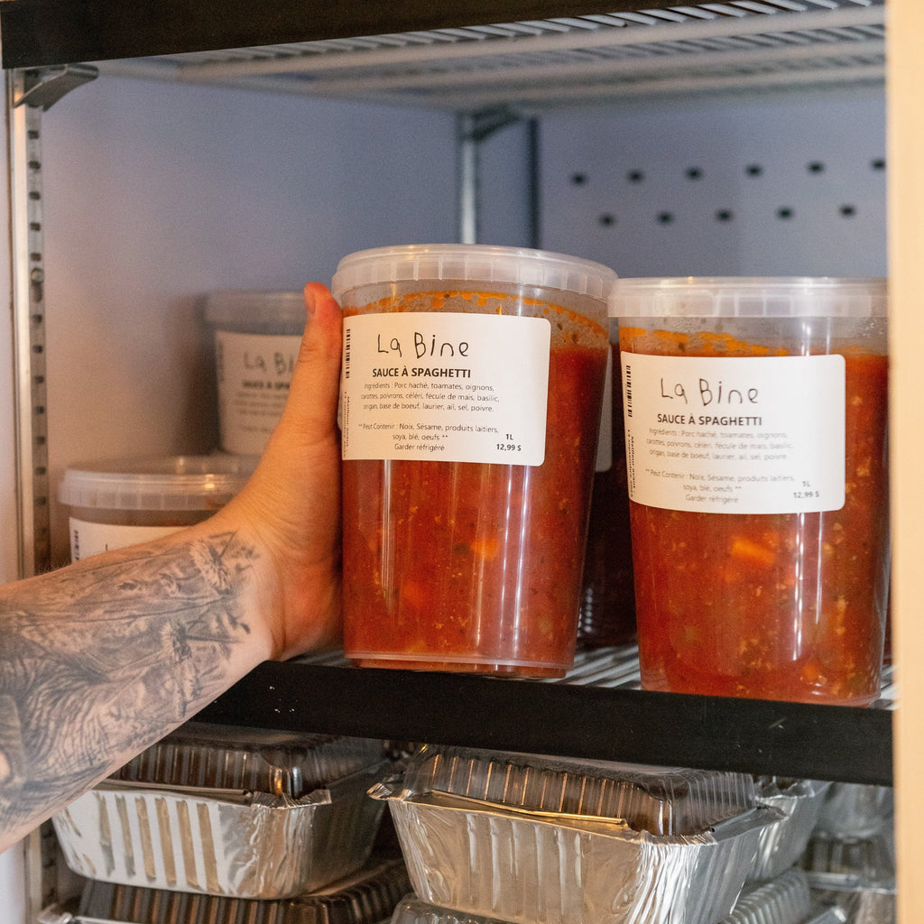 Sauce à spag maison fait avec amour chez La Bine à Mascouche